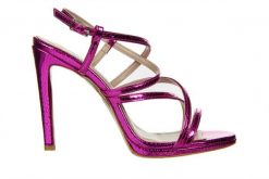 Sandały Bayla-187 589-1127 Fuchia 187129, Różowy, Skóra ekologiczna - 37. Czerwone sandały Bayla, bez wzorów, z lakierowanej skóry, bez obcasa, na platformie, bez zapięcia. W wyprzedaży za 152.10 zł.
