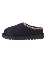 Inselhauptstadt Kapcie w kolorze granatowym rozmiar: 40. Niebieskie obuwie domowe Inselhauptstadt, bez wzorów, z materiału, bez zapięcia. Za 118.28 zł.