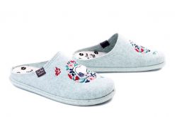 Toni Pons SNOOPY aqua, klapki damskie. Zielone klapki Toni Pons, bez wzorów, bez obcasa. Za 195.42 zł.