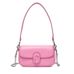 Torebka Marc Jacobs. Czerwone torebki klasyczne Marc Jacobs, bez wzorów, bez dodatków. Za 1,299.00 zł.