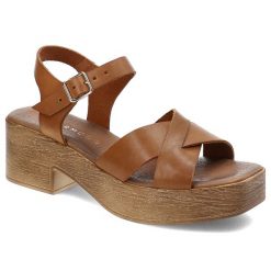 Brązowe Sandały Armodo Eleganckie Obuwie Damskie. Brązowe sandały Armodo, bez wzorów, eleganckie, bez obcasa, na obcasie, bez zapięcia. Za 229.00 zł.