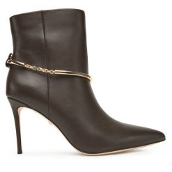Botki Marciano Guess. Brązowe botki Marciano Guess, z aplikacjami, bez obcasa, na szpilce, bez zapięcia. Za 1,649.00 zł.
