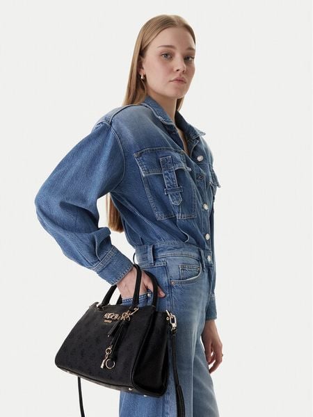 Guess Torebka Anise HWPD99 16060 Czarny. Czarne torebki klasyczne Guess, z aplikacjami, ze skóry, bez dodatków. Za 428.99 zł.