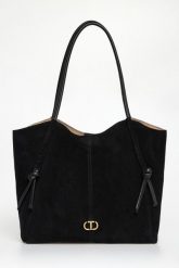 Torebka damska zamszowy shopper TWINSET. Shopper Twinset Milano, bez wzorów, z zamszu, zamszowe, bez dodatków. Za 1,949.00 zł.