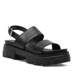 Sandały DeeZee. Czarne sandały DeeZee, bez wzorów, bez obcasa, na płaskiej podeszwie, bez zapięcia. Za 139.99 zł.