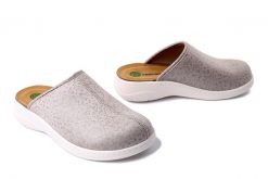 DR. BRINKMANN 600152-08 beige, klapki damskie. Brązowe klapki Dr. Brinkmann, bez wzorów, bez obcasa. Za 258.93 zł.