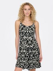 ONLY Sukienka letnia Maj 15218451 Czarny Regular Fit. Czarne sukienki Only, na lato, l, bez wzorów, z wiskozy, bez kołnierzyka, bez ramiączek. Za 239.99 zł.