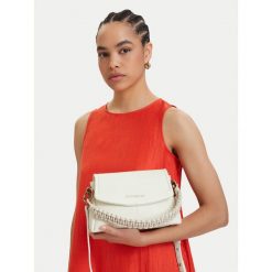 Torebka Hispanitas. Białe torebki klasyczne Hispanitas, bez wzorów, bez dodatków. Za 439.99 zł.