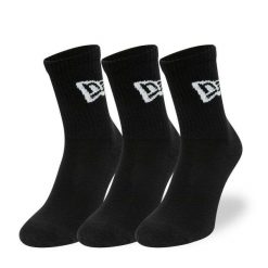 Skarpetki z flagą New Era Crew. Czarne skarpety New Era, bez wzorów, z bawełny. Za 96.00 zł.