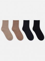 Skarpetki z metalizowaną nicią 4 pack - wielobarwny. Skarpety Sinsay, bez wzorów. Za 17.99 zł.