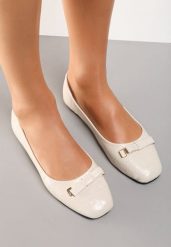 Beżowe Balerinki Calline. Brązowe baleriny Renee, bez wzorów, ze skóry, bez obcasa, na płaskiej podeszwie. Za 49.99 zł.