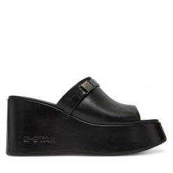 Klapki G-Star Raw. Czarne klapki G-Star Raw, bez wzorów, bez obcasa. Za 399.99 zł.