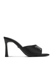 Juicy Couture Klapki CEO-259-29-06 Czarny. Czarne klapki Juicy Couture, bez wzorów, z materiału, bez obcasa. Za 249.99 zł.