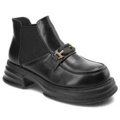 Czarne Botki Artiker Modne Wsuwane Obuwie Damskie. Czarne botki Artiker, bez wzorów, ze skóry, bez obcasa, bez zapięcia. Za 271.99 zł.