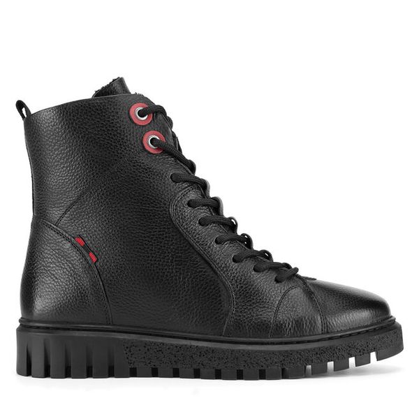 Trzewiki Go Soft. Czarne botki GO SOFT, bez wzorów, bez obcasa, na płaskiej podeszwie, bez zapięcia. Za 259.99 zł.