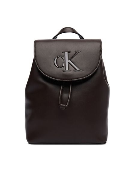 Calvin Klein Plecak Bold Ck Flap Mini Backpack LV04F3893G Brązowy ciemny. Brązowe plecaki Calvin Klein, bez wzorów, ze skóry. Za 489.99 zł.