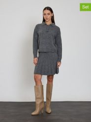 BGN 2-częściowy zestaw w kolorze szarym rozmiar: 34. Szare swetry BGN, bez wzorów, bez ramiączek. Za 173.99 zł.