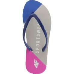 Japonki damskie KLD201 - ciemny granat. Klapki 4f, bez wzorów, z gumy, bez obcasa. W wyprzedaży za 19.99 zł.