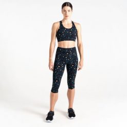 Legginsy sportowe damskie Influential 3/4. Zielone legginsy Dare 2b, bez wzorów. W wyprzedaży za 89.99 zł.