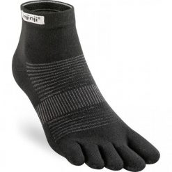 Skarpetki Injinji Lightweight Mini-Crew. Szare skarpety Injinji, bez wzorów, ze skóry. Za 133.00 zł.