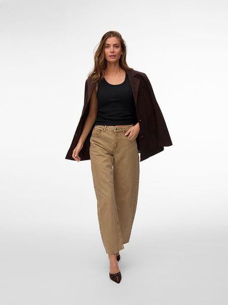 Vero Moda Top w kolorze czarnym rozmiar: M. Czarne topy Vero Moda, m, bez wzorów, bez kołnierzyka, bez ramiączek. Za 55.95 zł.