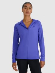 4F Bluza treningowa regular szybkoschnąca damska - niebieska XXL. Niebieskie bluzy 4f, uniwersalny, bez wzorów, z dzianiny, z kapturem. Za 199.99 zł.