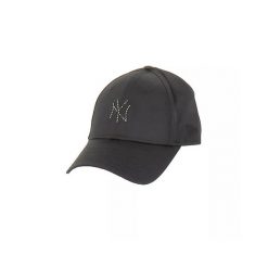 Czapka baseballowa 9Forty damska New York Yankees Rhinestone. Brązowe czapki New Era, bez wzorów. Za 196.50 zł.