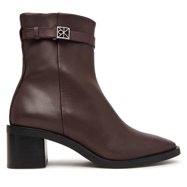 Botki Calvin Klein. Brązowe botki Calvin Klein, bez wzorów, bez obcasa, na słupku, bez zapięcia. Za 849.99 zł.