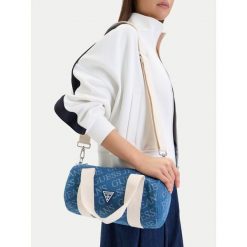 Torebka Guess Jeans. Niebieskie torebki klasyczne Guess Jeans, z aplikacjami, z jeansu, bez dodatków. Za 229.99 zł.