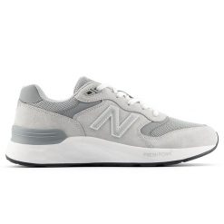 Buty damskie New Balance W880712 – szare. Szare obuwie sportowe New Balance, z gumy, bez zapięcia, na fitness i siłownię. Za 499.99 zł.