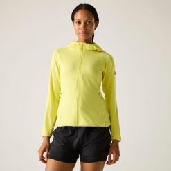 Damska bluza polarowa Huntdale z kapturem i zamkiem błyskawicznym. Żółte bluzy Regatta, bez wzorów, z elastanu, z kapturem. W wyprzedaży za 169.99 zł.