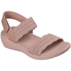Sandały damskie Skechers Arya Favorite Finds. Czerwone sandały Skechers, bez wzorów, z materiału, bez obcasa, bez zapięcia. Za 390.00 zł.