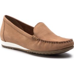 Mokasyny CAPRICE - 9-24211-22 Camel Nubuc 312. Brązowe mokasyny Caprice, bez wzorów, z nubiku, bez obcasa. W wyprzedaży za 169.00 zł.