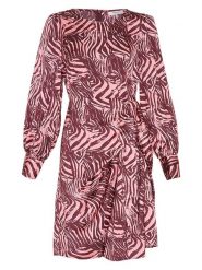 MOSS COPENHAGEN Sukienka "Igrena" w kolorze jasnoróżowym rozmiar: XL. Różowe sukienki Moss Copenhagen, xl, bez wzorów, bez kołnierzyka, bez ramiączek, mini. Za 131.43 zł.
