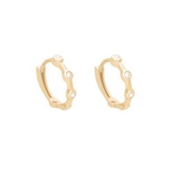 Kolczyki kółka ze złota próby 375 z cyrkoniami. Żółte kolczyki Lilou, z cyrkonią, złote. Za 498.00 zł.