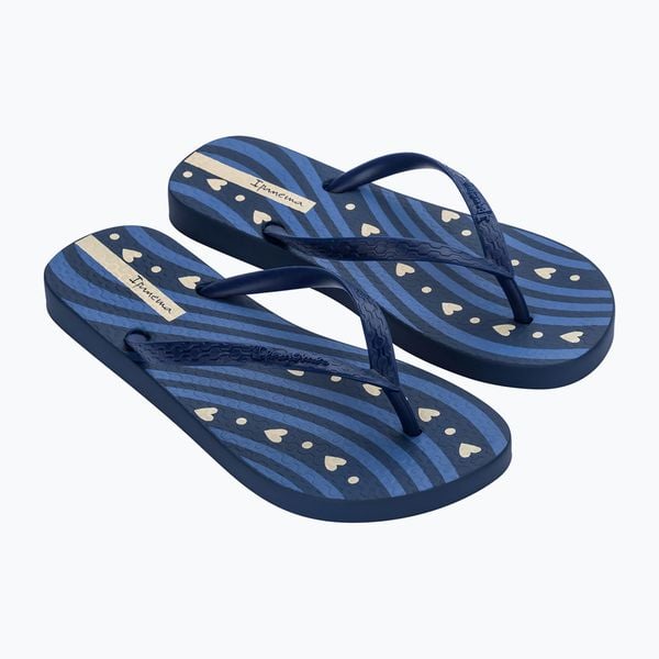 Japonki damskie Ipanema Classica Happy XVIII. Niebieskie klapki Ipanema, bez wzorów, z materiału, bez obcasa. Za 39.99 zł.