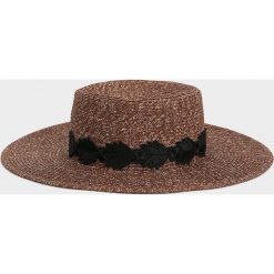 Parfois - Kapelusz. Brązowe kapelusze Parfois, bez wzorów. W wyprzedaży za 37.90 zł.