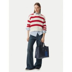 Torebka Tommy Hilfiger. Niebieskie torebki klasyczne TOMMY HILFIGER, bez wzorów, bez dodatków. Za 699.99 zł.