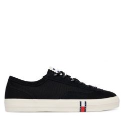 Tenisówki Tommy Hilfiger. Czarne trampki TOMMY HILFIGER, bez wzorów, bez zapięcia. Za 369.99 zł.