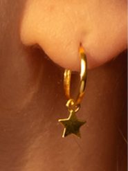 OR ÉCLAT Złote kolczyki-kreole rozmiar: onesize. Żółte kolczyki OR ÉCLAT, złote. Za 565.99 zł.