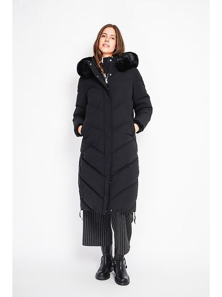 ASSUILI Płaszcz pikowany w kolorze czarnym rozmiar: 34. Czarne płaszcze Assuili, bez wzorów, bez kaptura. Za 339.99 zł.