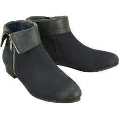 PIAZZA 961524-5 jeans, botki damskie. Botki Piazza, bez wzorów, z jeansu, bez obcasa, bez zapięcia. W wyprzedaży za 342.40 zł.