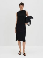 Someday. Sukienka w kolorze czarnym rozmiar: 36. Czarne sukienki someday., na co dzień, bez wzorów, bez kołnierzyka, bez ramiączek, midi, proste. Za 187.99 zł.