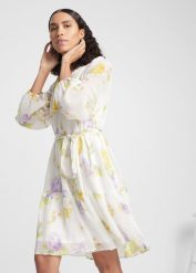 Sukienka. Białe sukienki bonprix, bez wzorów, bez kołnierzyka, bez ramiączek. Za 122.99 zł.