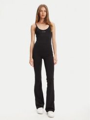 Guess Kombinezon V5RD06 KCD02 Czarny Regular Fit. Czarne sukienki Guess, xs, z aplikacjami, z syntetyku, bez kołnierzyka, bez ramiączek. Za 439.99 zł.