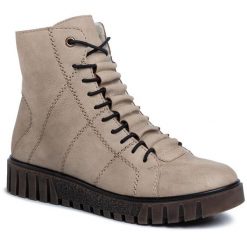 Botki Rieker. Brązowe botki Rieker, bez wzorów, bez obcasa, na płaskiej podeszwie, bez zapięcia. Za 209.99 zł.