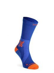 Skarpety do biegania X-Socks Run Perform Warm Crew. Niebieskie skarpety X Socks, bez wzorów, z materiału. Za 159.99 zł.