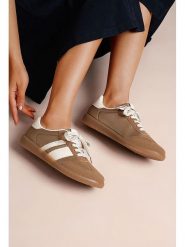 Foreverfolie Sneakersy w kolorze jasnobrązowym rozmiar: 40. Brązowe trampki Foreverfolie, bez wzorów, bez zapięcia. Za 118.56 zł.