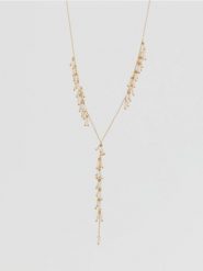 Naszyjnik z zawieszkami - biały. Białe naszyjniki Reserved. Za 59.99 zł.