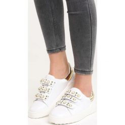 Biało-Złote Buty Sportowe No Alibi. Białe obuwie sportowe Born2be, bez zapięcia. Za 49.99 zł.